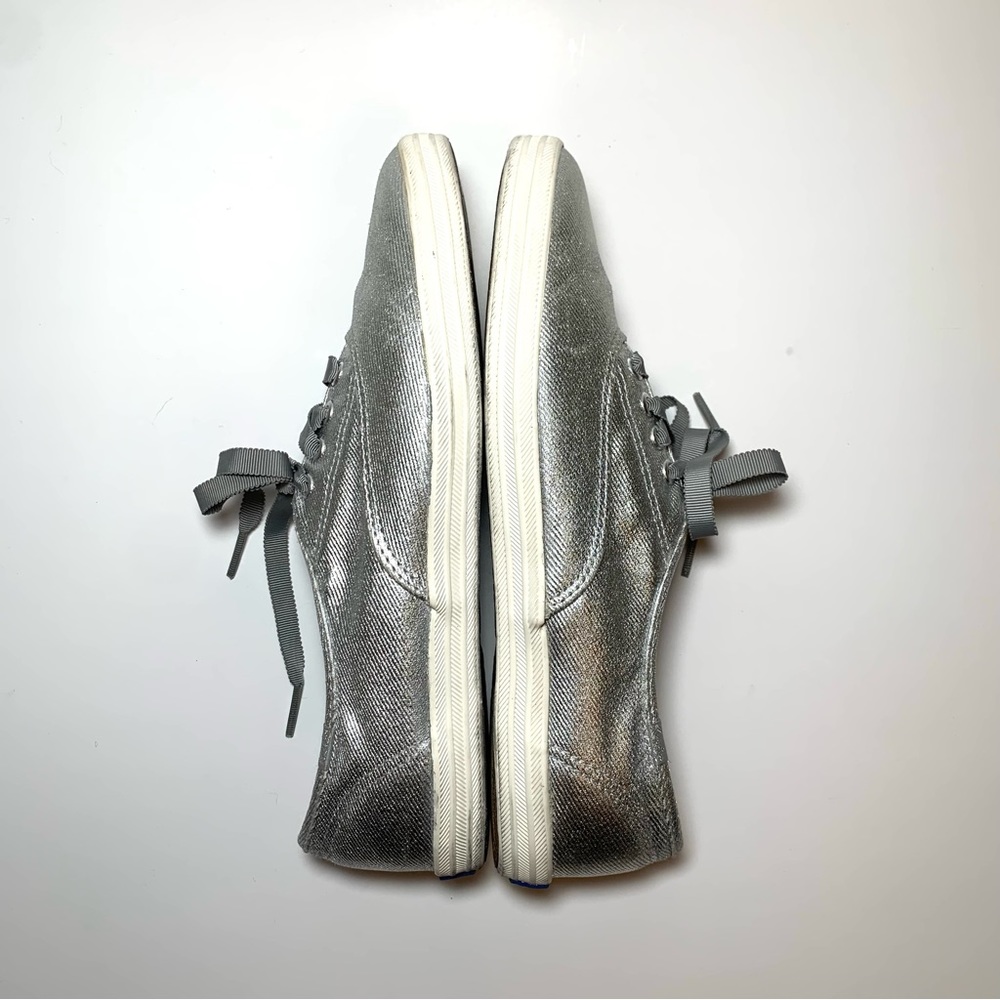 KEDS Silver Metallic Canvas Lace-Up Low Cut Sneakers Casual Tennis Shoe Sz 8.5 - Picture 4 of 9